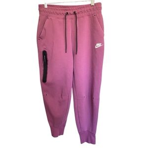 Nike Tech Fleece Essentials Sportswear Athletic Warm Joggers Pants